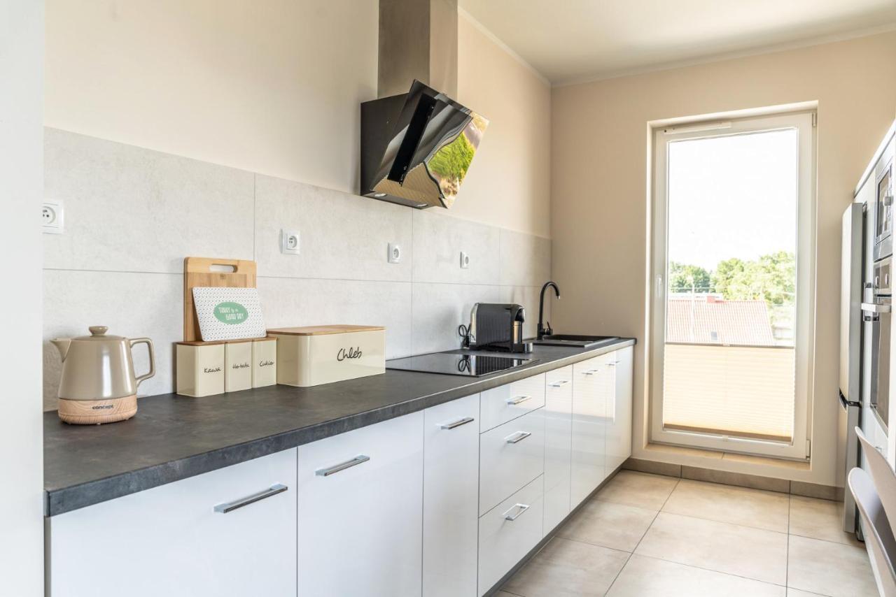 Yacht Apartments Wilkasy Bagian luar foto