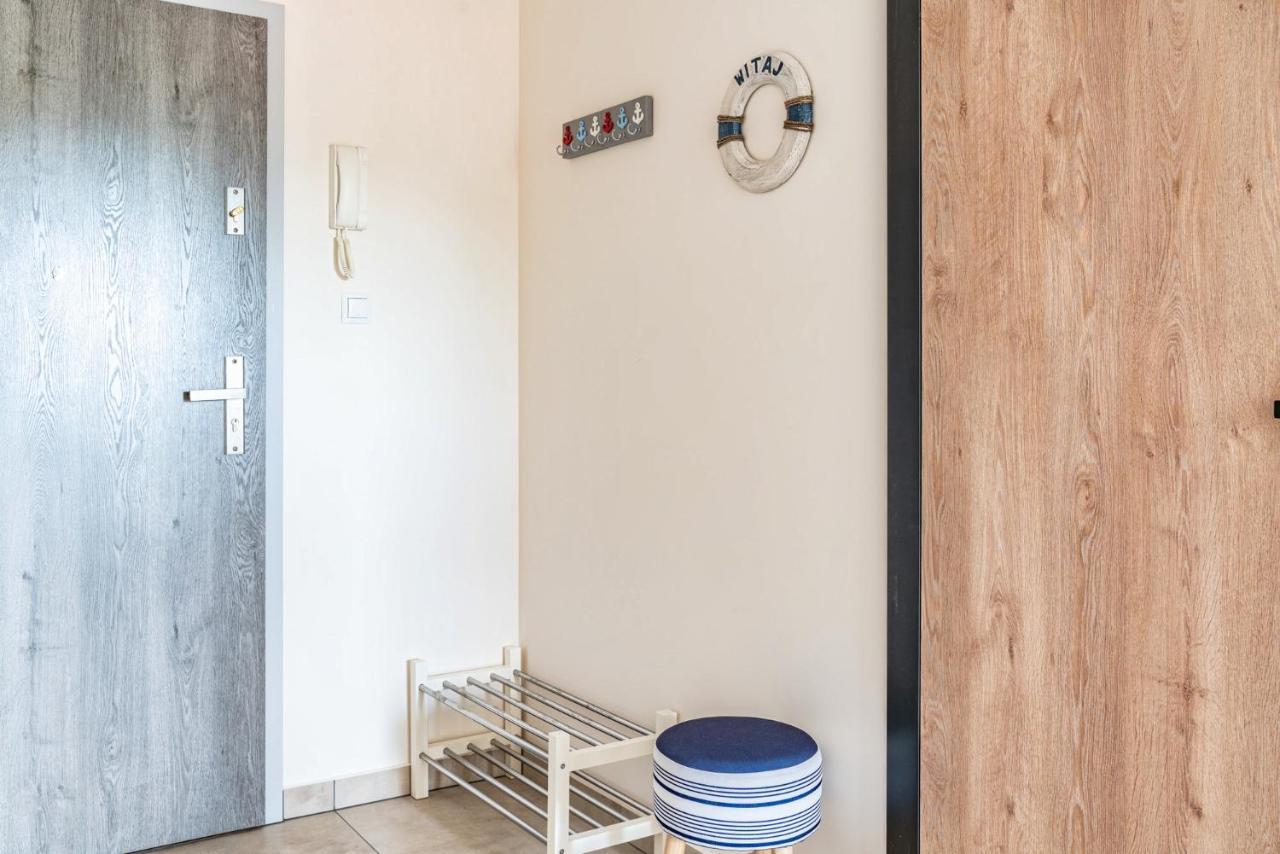 Yacht Apartments Wilkasy Bagian luar foto
